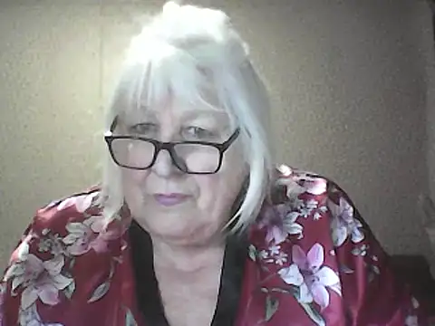 Alexia64231 online show from 04/23/26, 01:02