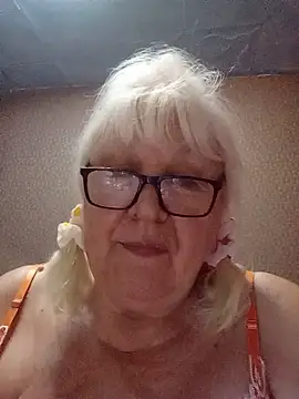 Alexia64231 online show from 07/15/26, 12:27