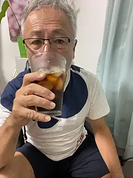 gholly2007 online show from 09/21/25, 06:09