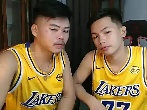 Snapshot of hot_emman chatting on 09/26/25, 12:47 hot emman online show from 09/26/25, 12:47