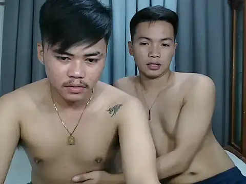 hot emman online show from 10/30/25, 12:06