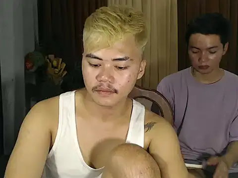 hot emman online show from 04/15/26, 09:05