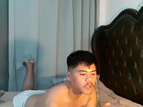 hot emman online show from 07/24/26, 06:22