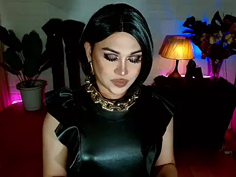 Snapshot of Pukesavurrat chatting on 10/22/25, 06:46 Pukesavurrat online show from 10/22/25, 06:46