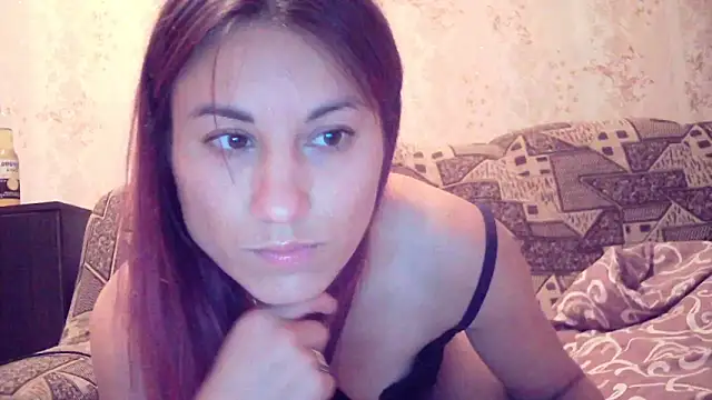 Snapshot of kiss_lovely_ chatting on 09/18/25, 06:21 kiss lovely online show from 09/18/25, 06:21