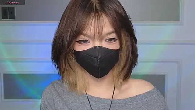      Panda      online show from 04/23/26, 10:01