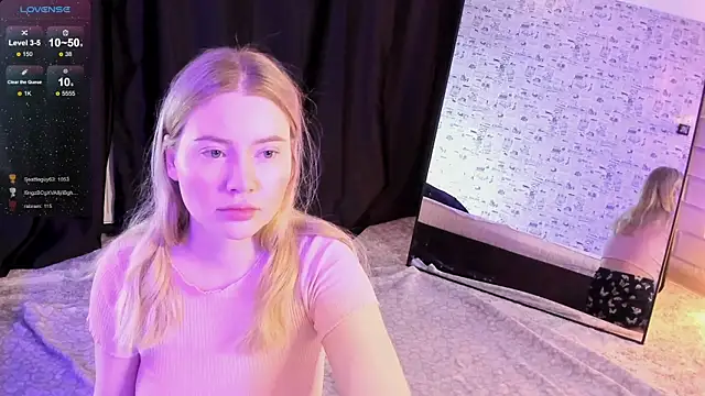 Lillie Berry online show from 11/16/25, 04:29