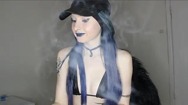 midnightsiren777 online show from 03/06/26, 06:26