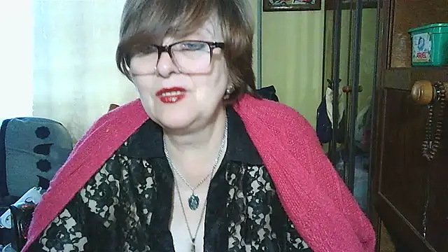 VeronicaGold511 online show from 10/22/25, 07:41