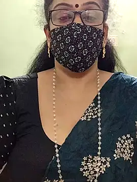 sweet-lotus online show from 09/18/25, 05:31