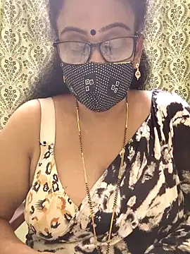 sweet-lotus online show from 09/26/25, 05:06