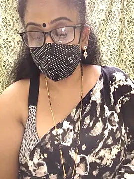 sweet-lotus online show from 10/10/25, 05:45