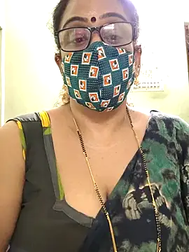 sweet-lotus online show from 11/23/25, 06:24