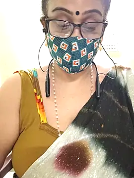 sweet-lotus online show from 11/27/25, 04:25