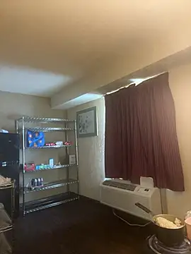 Snapshot of jrnice8tsix chatting on 02/12/26, 03:18 jrnice8tsix online show from 02/12/26, 03:18