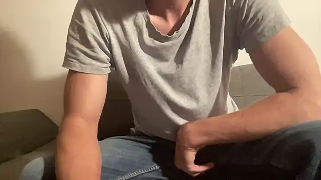 Snapshot of Jasperfuck chatting on 10/02/25, 07:21 Jasperfuck online show from 10/02/25, 07:21