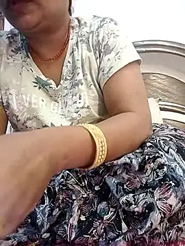 Snapshot of Cute-Janvi20 chatting on 09/19/25, 06:19 Cute-Janvi20 online show from 09/19/25, 06:19