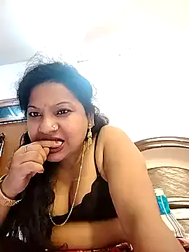 Snapshot of Cute-Janvi20 chatting on 10/08/25, 08:39 Cute-Janvi20 online show from 10/08/25, 08:39