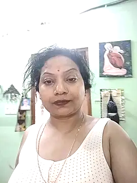 Snapshot of Cute-Janvi20 chatting on 10/20/25, 10:05 Cute-Janvi20 online show from 10/20/25, 10:05
