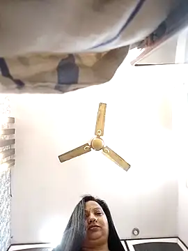 Cute-Janvi20 online show from 11/13/25, 06:18