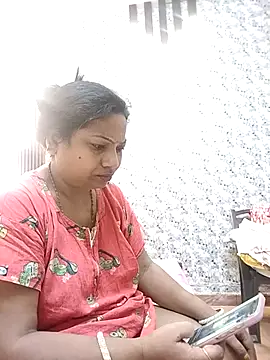 Cute-Janvi20 online show from 04/22/26, 06:16