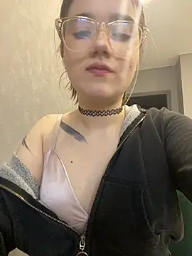 Cherry   Blossom online show from 12/19/25, 09:05