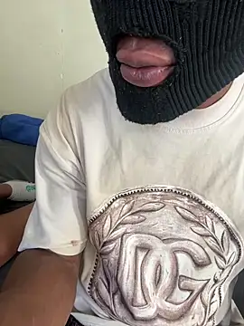 Snapshot of fuckboydud chatting on 05/13/26, 05:49 fuckboydud online show from 05/13/26, 05:49