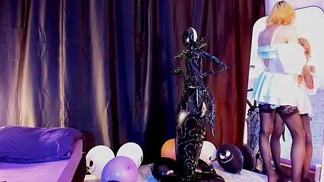 Anjela Botton online show from 10/30/25, 07:25