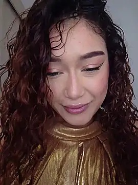 Snapshot of LilithAmber11 chatting on 11/02/25, 02:41 LilithAmber11 online show from 11/02/25, 02:41