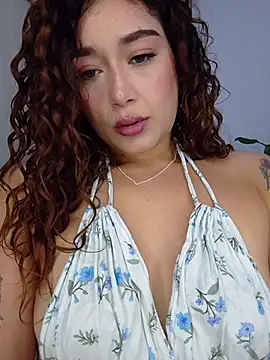 Snapshot of LilithAmber11 chatting on 11/11/25, 03:50 LilithAmber11 online show from 11/11/25, 03:50