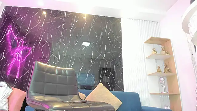 Nini Beyker online show from 03/27/26, 12:27