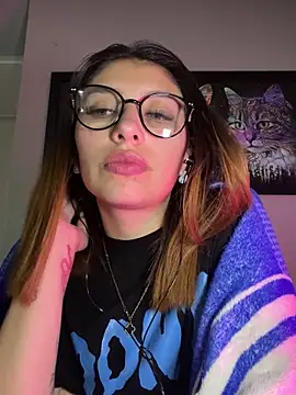 Snapshot of AriaBliss- chatting on 10/14/25, 08:48 AriaBliss- online show from 10/14/25, 08:48