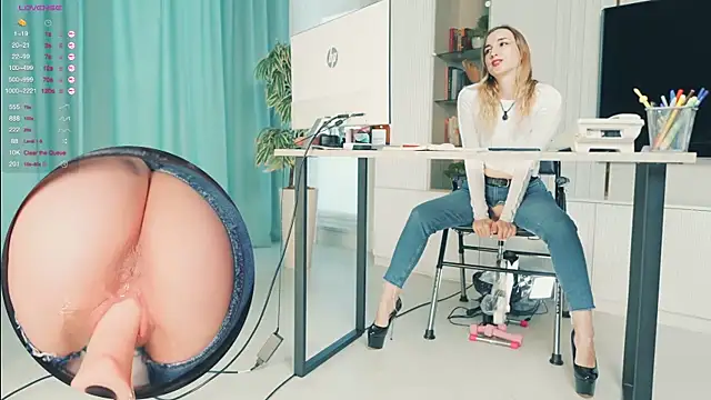 milahouston online show from 11/30/25, 07:23