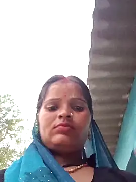 Neelamt12 online show from 09/25/25, 03:49