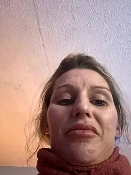 Snapshot of BaddieBossXX2 chatting on 11/23/25, 07:52 BaddieBossXX2 online show from 11/23/25, 07:52