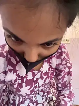 Sandhya 77 online show from 09/19/25, 04:14