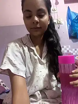 Snapshot of Sandhya_77 chatting on 04/29/26, 06:06 Sandhya 77 online show from 04/29/26, 06:06