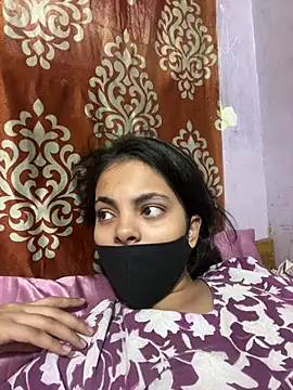 Snapshot of Sandhya_77 chatting on 05/05/26, 06:32 Sandhya 77 online show from 05/05/26, 06:32