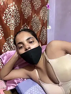 Snapshot of Sandhya_77 chatting on 05/27/26, 05:48 Sandhya 77 online show from 05/27/26, 05:48