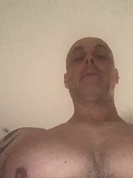 Snapshot of Andremann69 chatting on 02/18/26, 11:06 Andremann69 online show from 02/18/26, 11:06