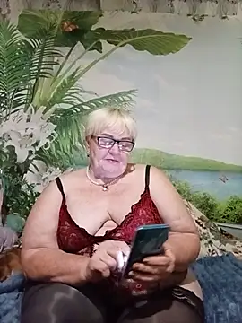 VioletSweet5566 online show from 07/07/26, 04:11