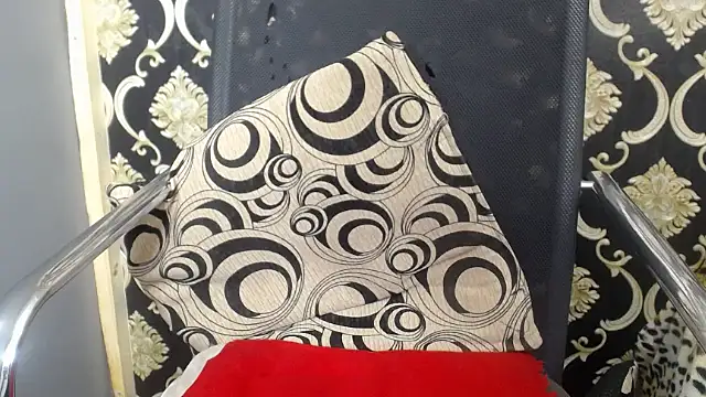 Snapshot of Ozimpho chatting on 09/29/25, 12:49 Ozimpho online show from 09/29/25, 12:49