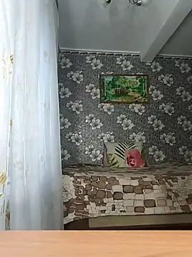 AliceGold5231 online show from 10/27/25, 06:39