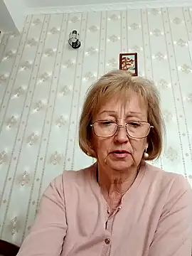 AlikaSwan5821 online show from 09/28/25, 01:05