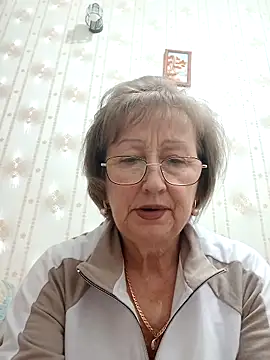 AlikaSwan5821 online show from 12/18/25, 01:28