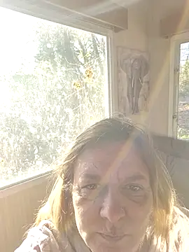 Snapshot of Misspapillon1840 chatting on 11/22/25, 09:08 Misspapillon1840 online show from 11/22/25, 09:08