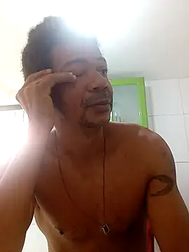 moreno25centimetro online show from 12/20/25, 10:33