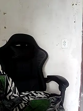 moreno25centimetro online show from 04/23/26, 01:13