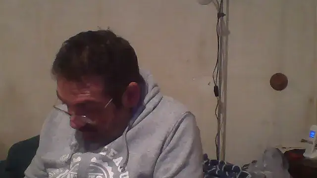 Snapshot of Jouons-ensembles2 chatting on 12/02/25, 10:38 Jouons-ensembles2 online show from 12/02/25, 10:38