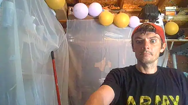 Snapshot of RichardW chatting on 06/20/26, 11:07 RichardW online show from 06/20/26, 11:07